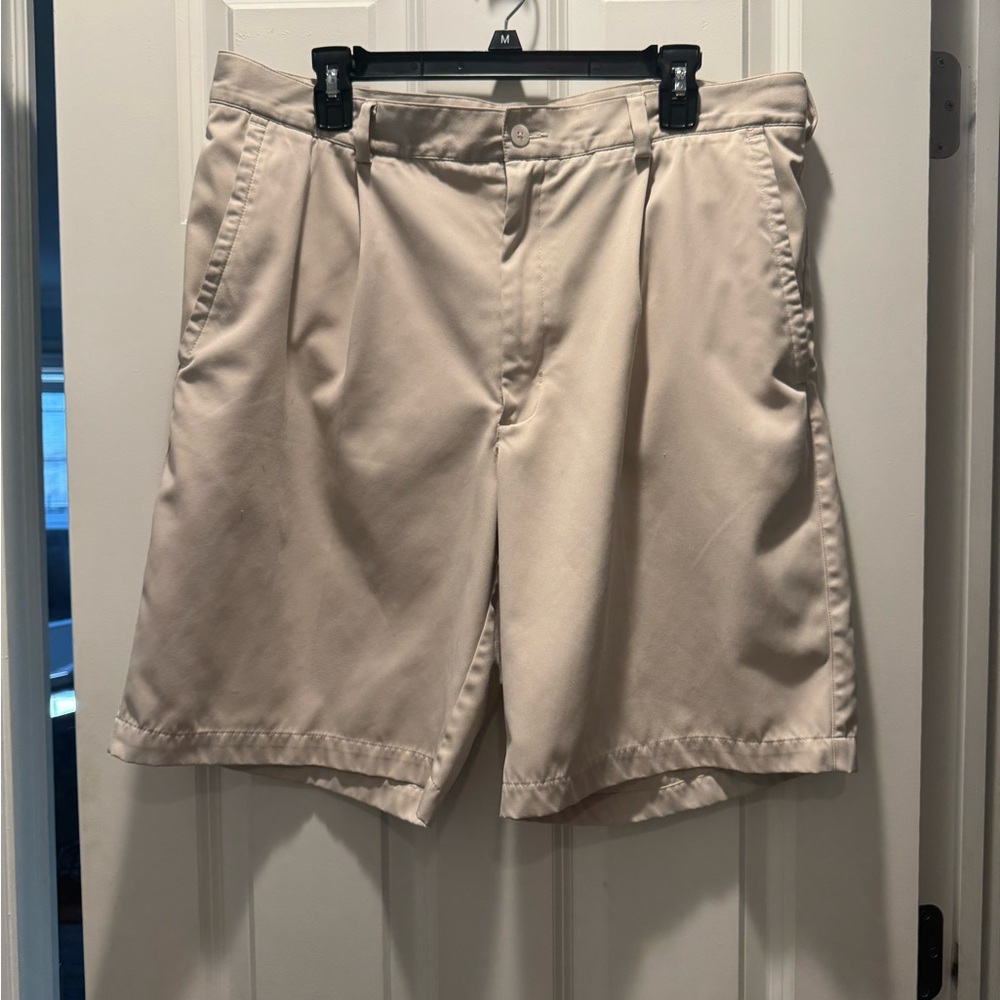 Nike Men's Golf Shorts Size 36